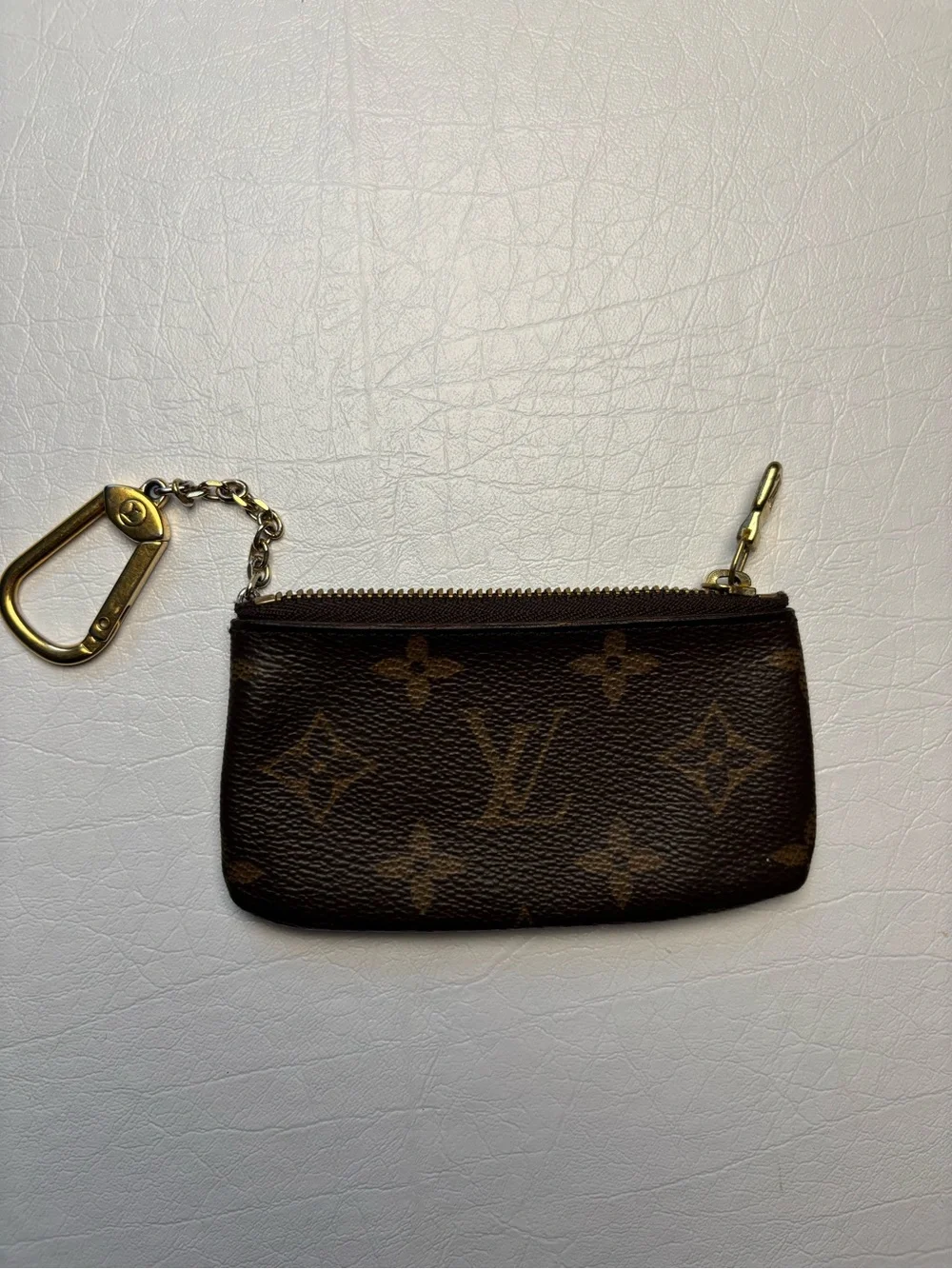Louis Vuitton Monogram Canvas Key & Card Pouch with Gold Hardware - Picture 2 of 4